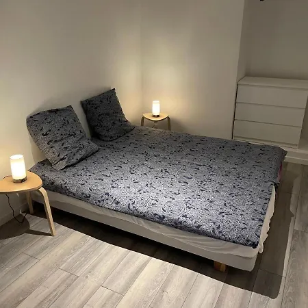 Spacious Sea View Apartment With Parking - Air Conditioning *
